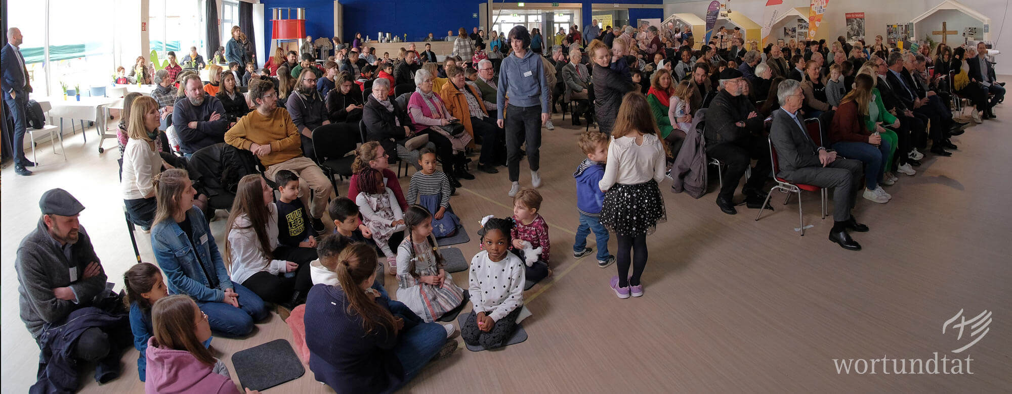 Viele Besucher kamen zum Fest im Stern im Norden" Voller Zuschauerraum