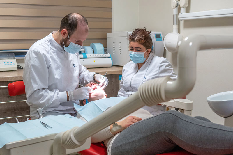More than just saving teeth – dental clinic in Athens helps those in need